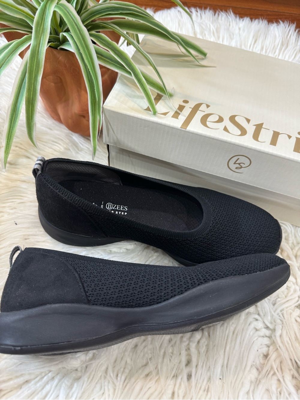 New🌿Life Stride Black Knit Slip-On Comfort Flats